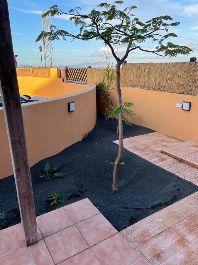 Villa Marie Agradable Y Tranquila Maison Con Piscina Corralejo Extérieur photo