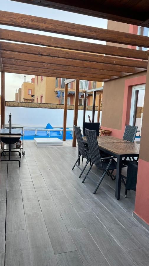 Villa Marie Agradable Y Tranquila Maison Con Piscina Corralejo Extérieur photo
