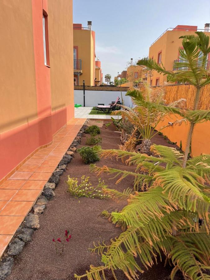 Villa Marie Agradable Y Tranquila Maison Con Piscina Corralejo Extérieur photo
